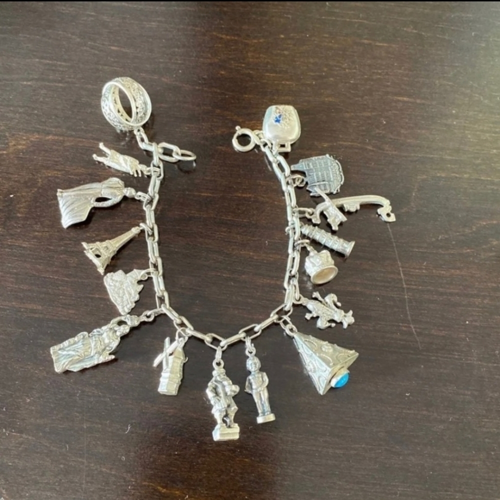 Vintage sterling silver 800 bracelet with charms